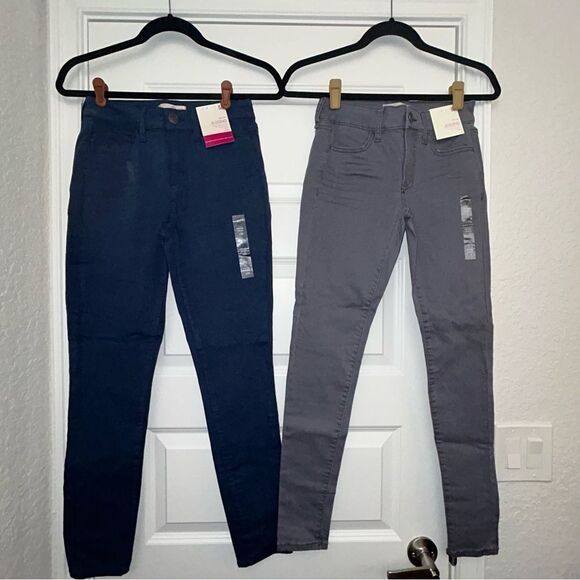 New, SO Low & High Rise Skinny Jegging Pants (2 Pairs) - Picture 1 of 12